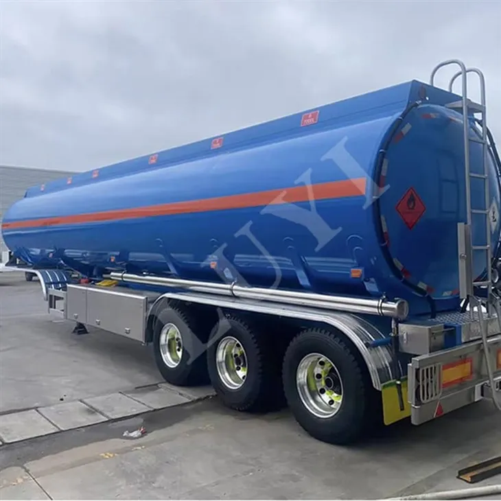 Semi-remorque citerne d'huile à 3-essieux et 7 compartiments de 40 000 litres