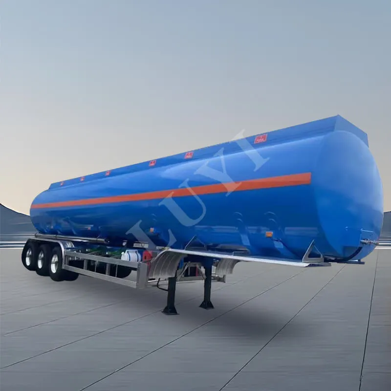 Camion-citerne à huile en acier au carbone à 3 essieux 40000 45000 litres