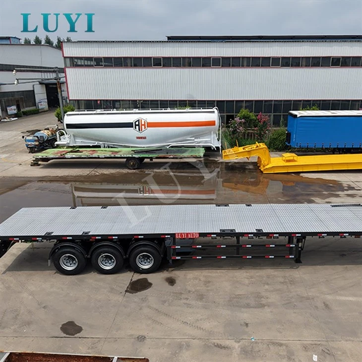 3‑Axle Flat Bed Semi‑Trailer Equipped With 1.5 Meter Front Stop Board high quality